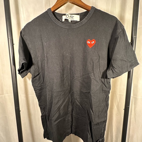 Comme des Garcons Black Tee with Red Heart Emblem - Picture 1 of 5